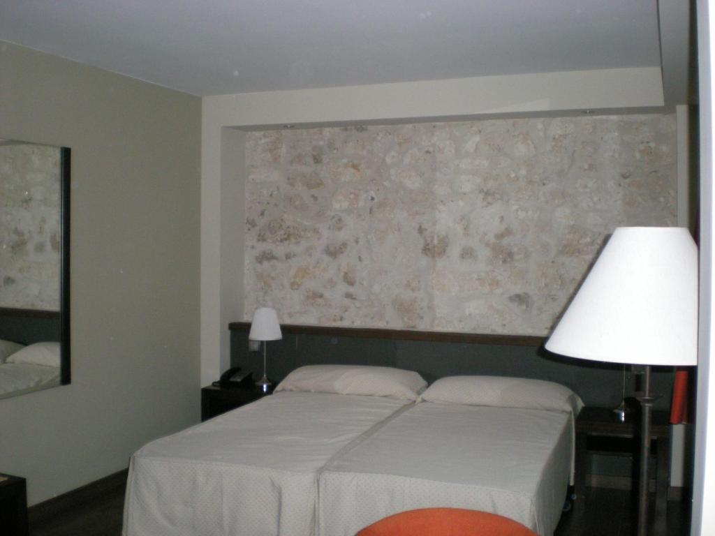 Posada La Casona De Valbuena Valbuena De Duero Chambre photo