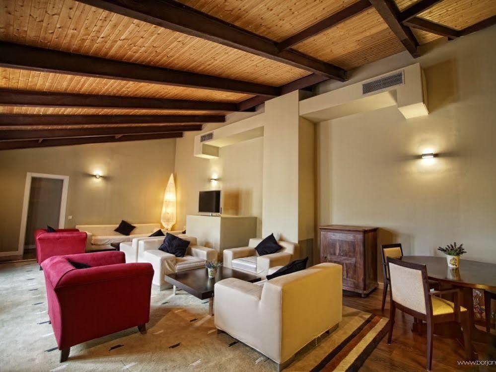 Posada La Casona De Valbuena Valbuena De Duero Extérieur photo